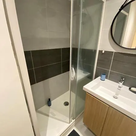 Apartment - 2p Climatise Avec Piscine Et A 8mn Des Plages Antibes